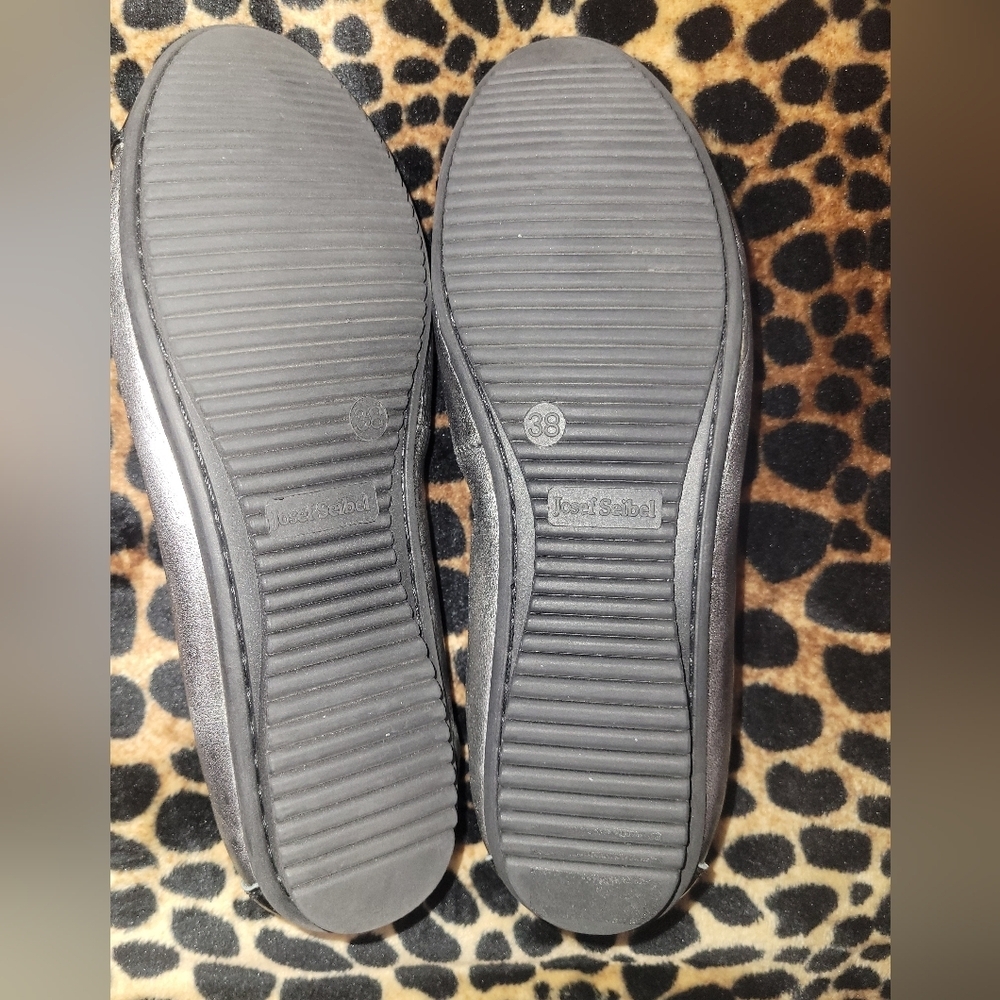 Josef Seibel Women's Black and Gray Shoes Size # 8 - Picture 8 of 10